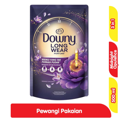 Promo Downy Long Wear Pewangi, Pelicin & Pelembut Pakaian Midnight Opulence 500 ml Alfamart