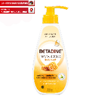 BETADINE Natural Defense Body Wash Manuka Honey & Aloe Vera 500 ml